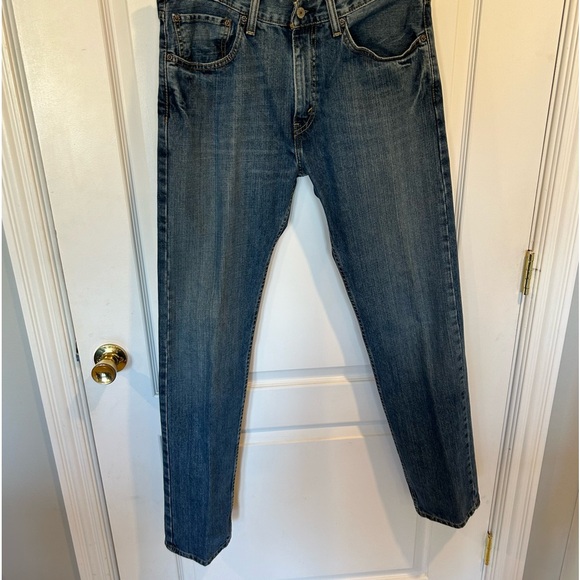 Men’s Levi’s 34 x 34 505 jeans. These are like new. Worn just a couple of times. - Picture 6 of 11
